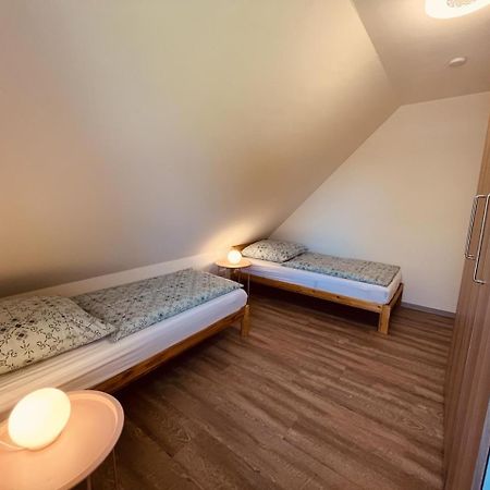 Holmblick - Boddenblick, Balkon, 2 Schlafzimmer, 4 Personen Born Buitenkant foto