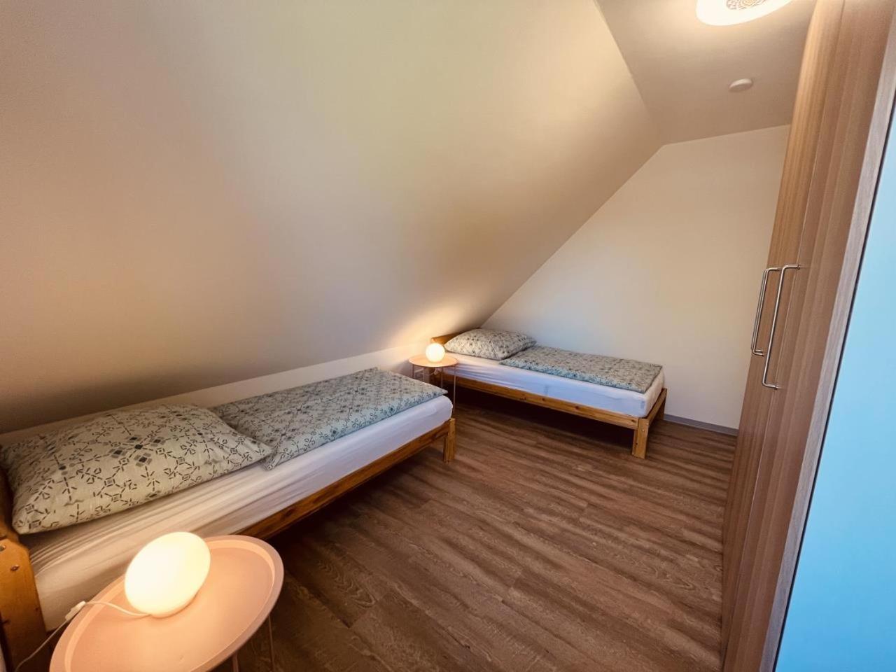 Holmblick - Boddenblick, Balkon, 2 Schlafzimmer, 4 Personen Born Buitenkant foto