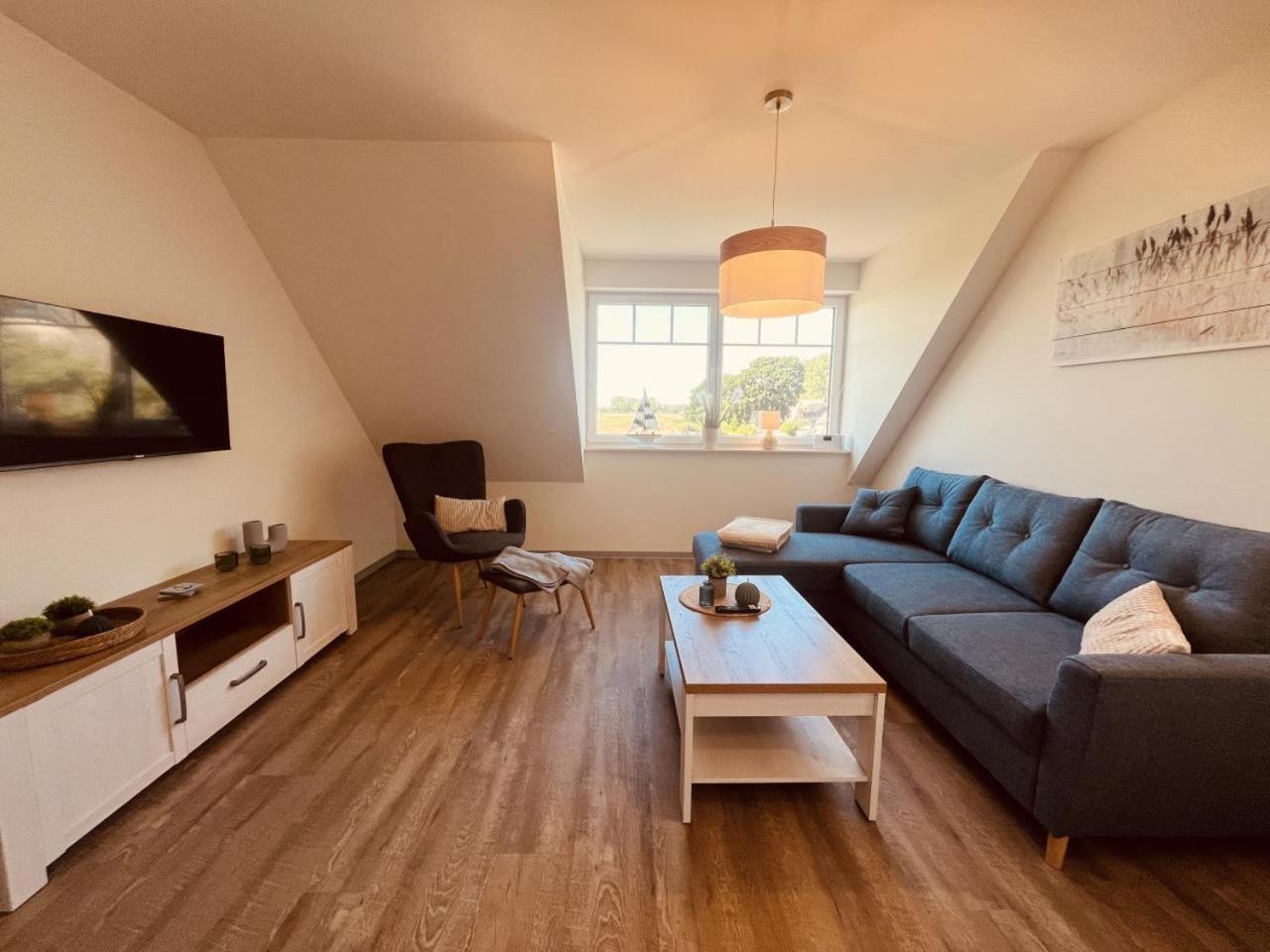 Holmblick - Boddenblick, Balkon, 2 Schlafzimmer, 4 Personen Born Buitenkant foto