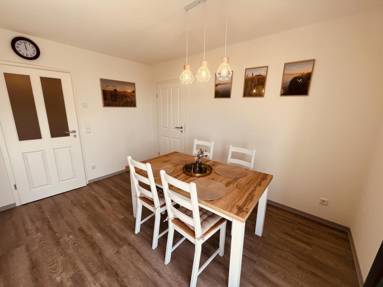 Holmblick - Boddenblick, Balkon, 2 Schlafzimmer, 4 Personen Born Buitenkant foto